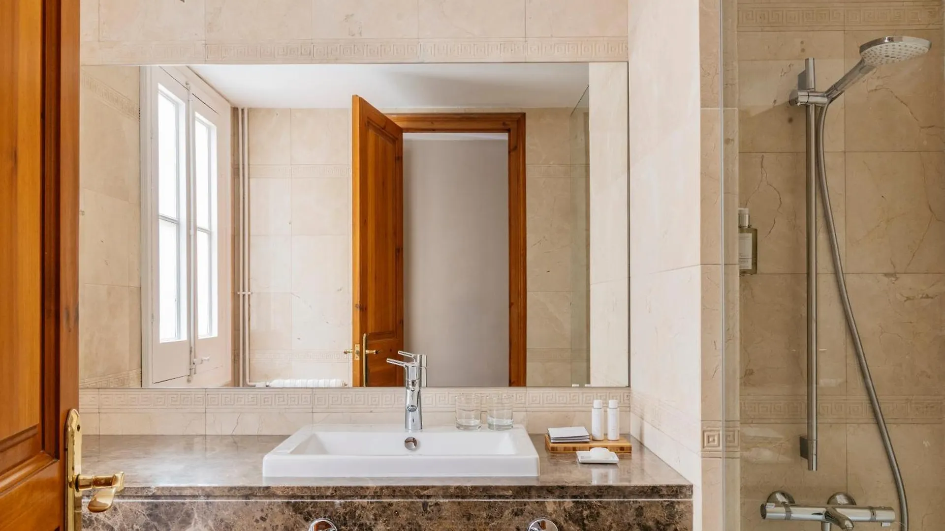 Barcelona Apartment Val Spain